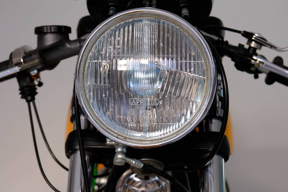 Afbeelding 32/96 van Ducati 750 Sport (1974)