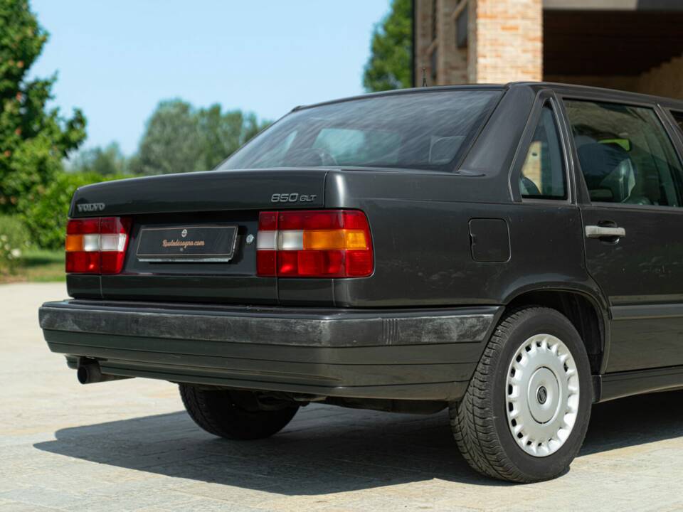 Obraz 17/48 pojazdu Volvo 850 2.0 20V (1992)