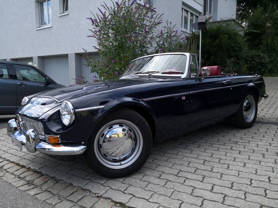 Bild 1/6 von MG MGC (1967)