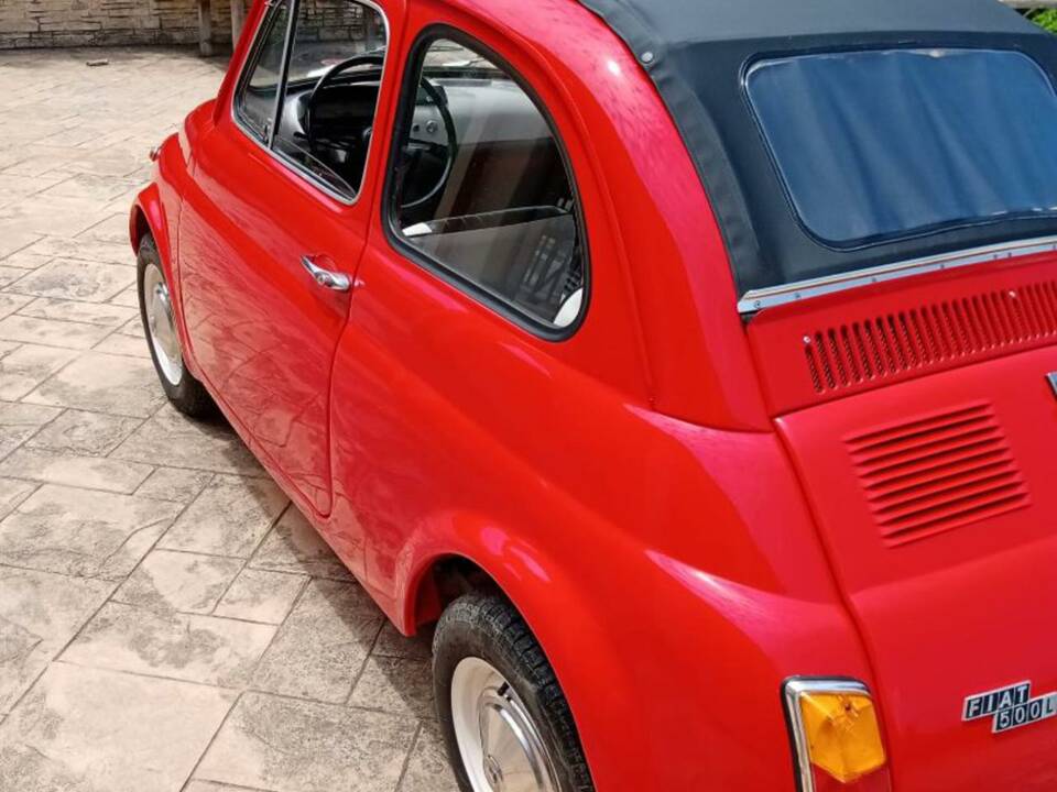Image 3/10 de FIAT 500 L (1971)
