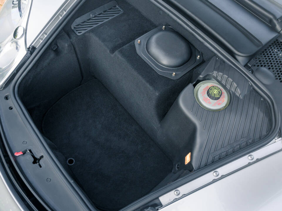 Image 48/51 of Porsche 911 GT2 (2001)