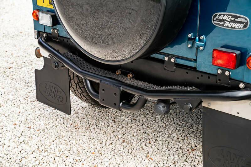 Bild 39/50 von Land Rover Defender 110 Turbo Diesel (1999)