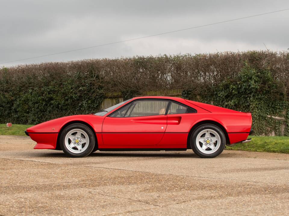 Image 49/50 of Ferrari 308 GTB (1976)