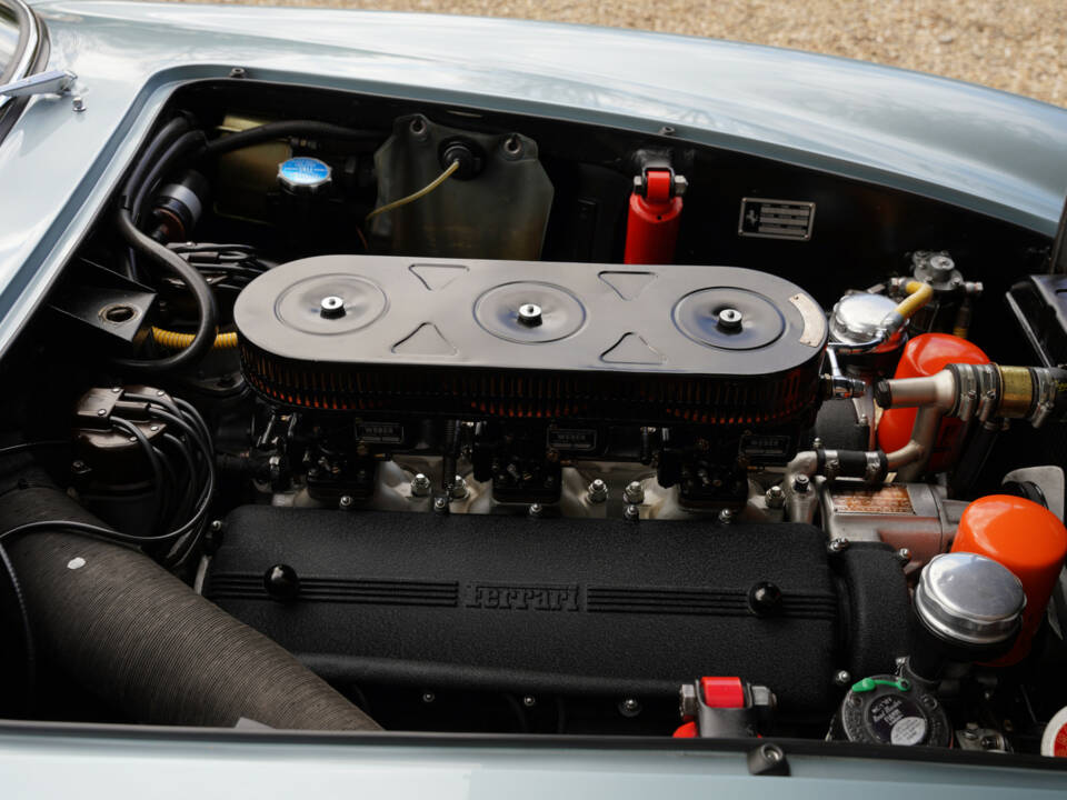 Imagen 15/50 de Ferrari 250 GT Berlinetta Lusso (1963)