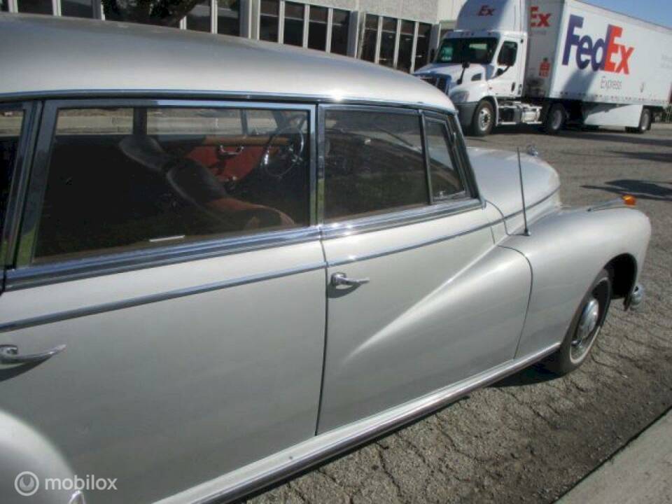 Image 15/36 of Mercedes-Benz 300 d (1958)