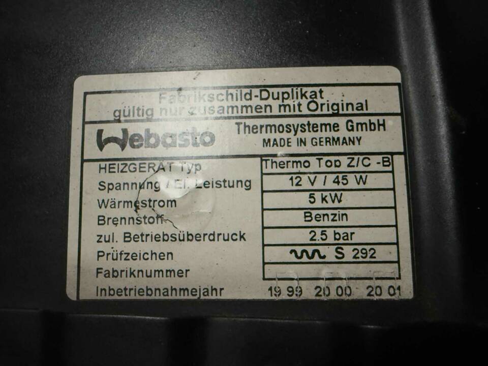 Image 7/41 of BMW 750i (2000)