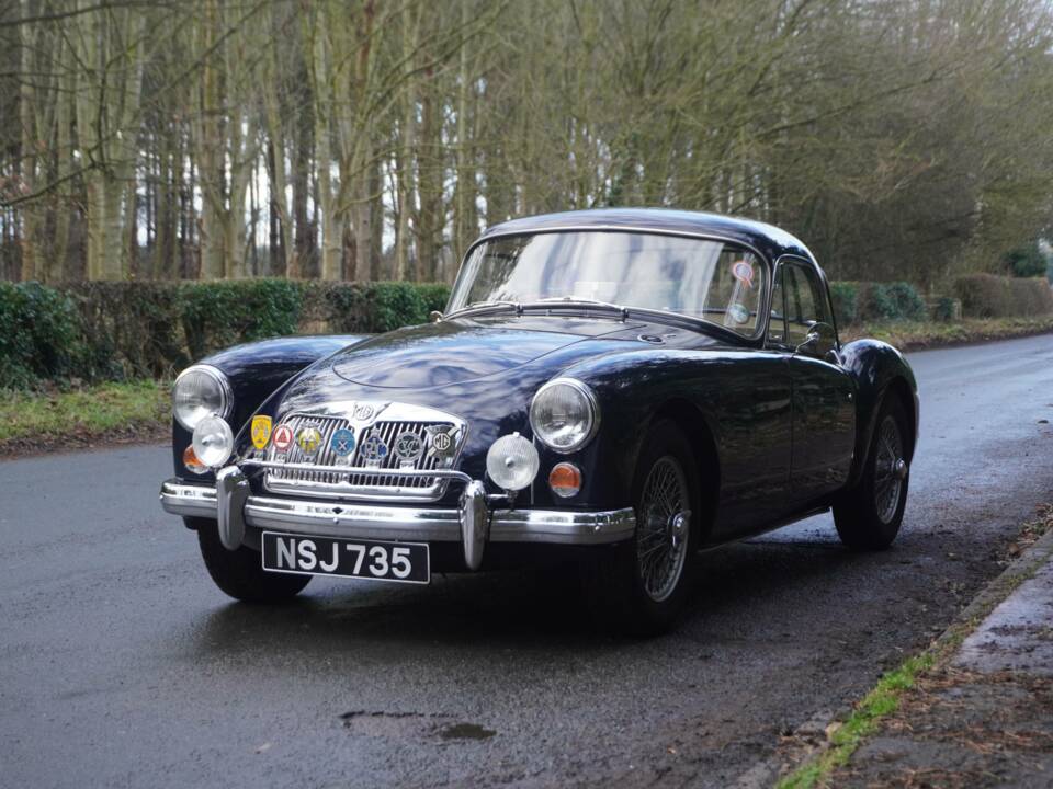 Image 3/17 of MG MGA 1600 (1959)