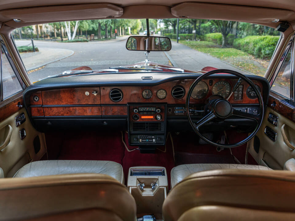 Immagine 15/32 di Rolls-Royce Silver Shadow II (1978)