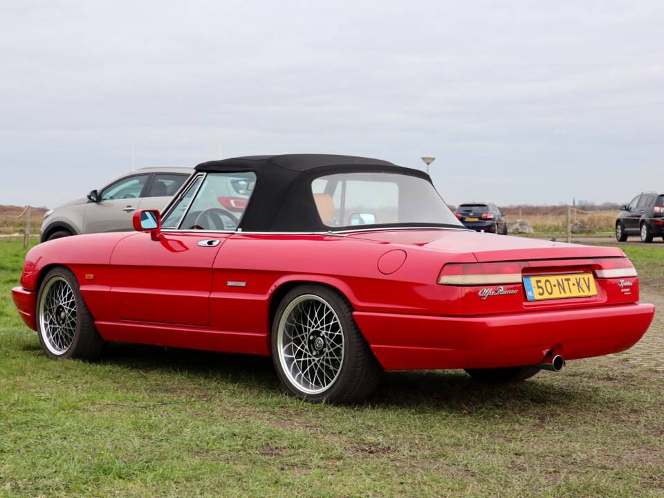 Image 8/9 of Alfa Romeo 2.0 Spider (1991)