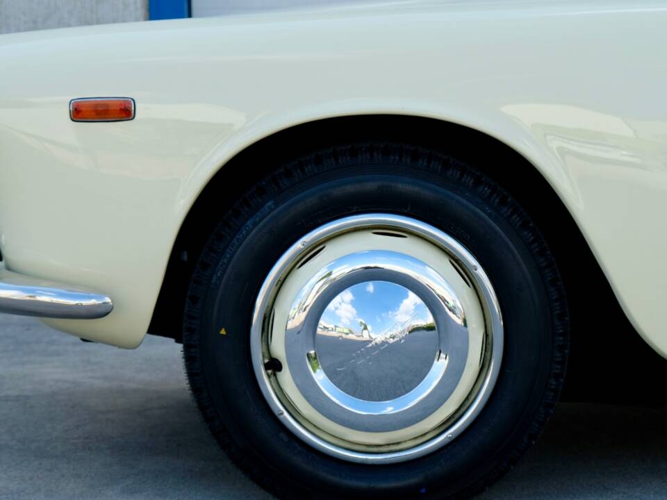 Imagen 17/40 de Lancia Flaminia GT Touring (1961)