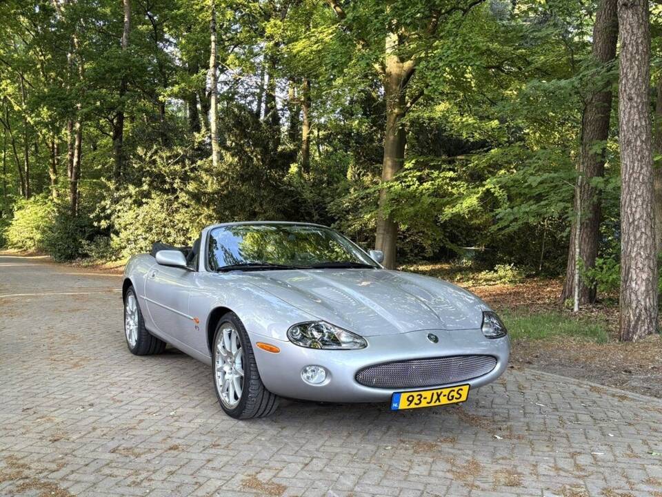 Image 1/28 de Jaguar XKR (2002)