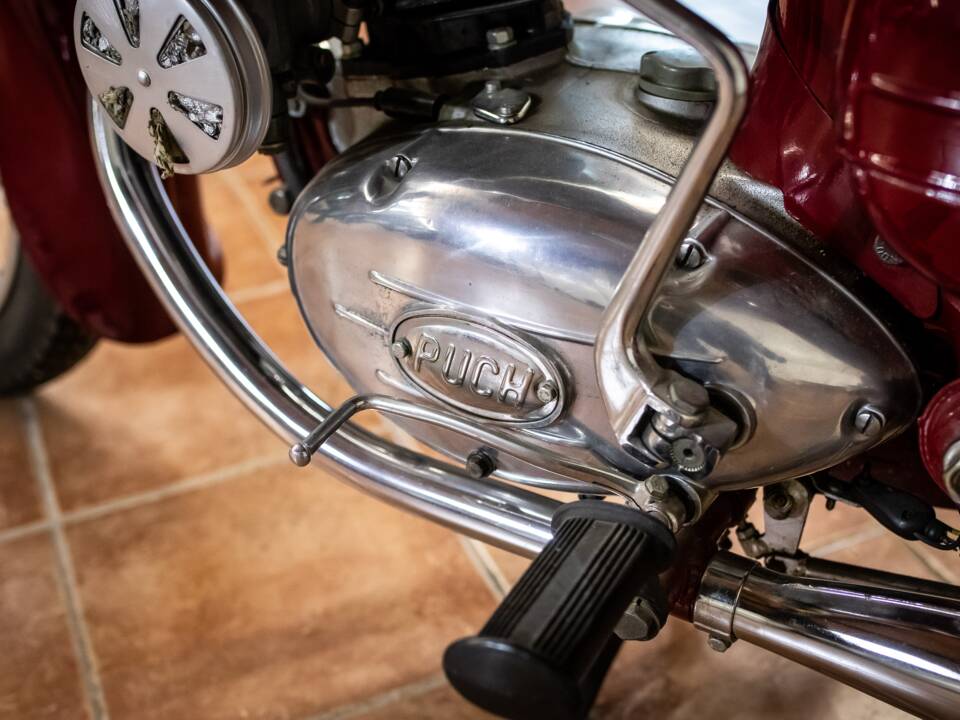 Image 3/10 de Puch 250 SGS (1900)