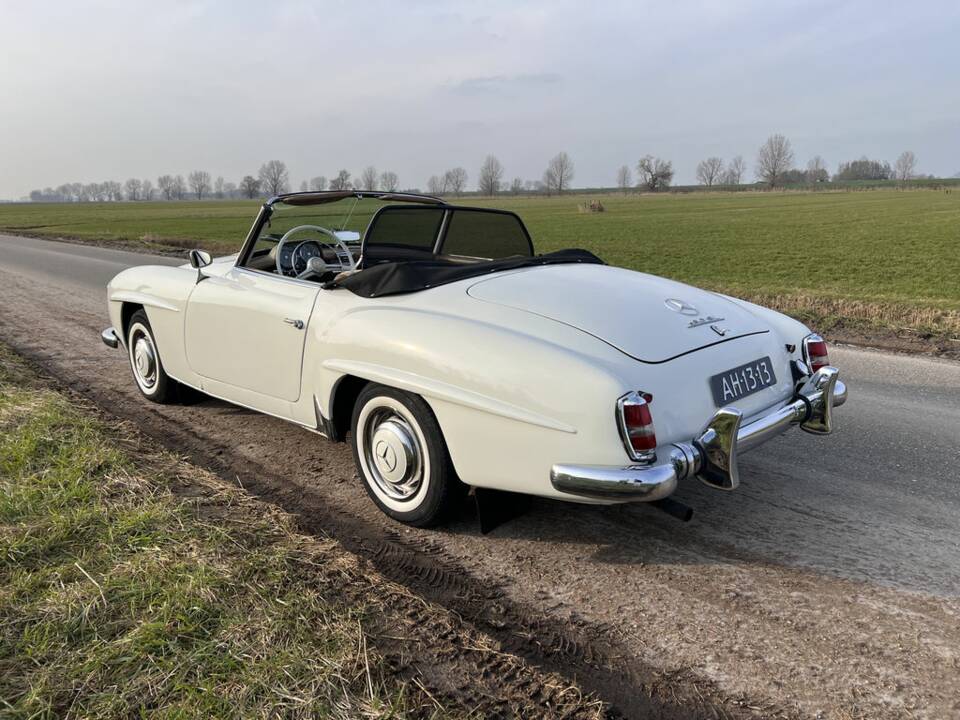 Image 6/8 of Mercedes-Benz 190 SL (1959)