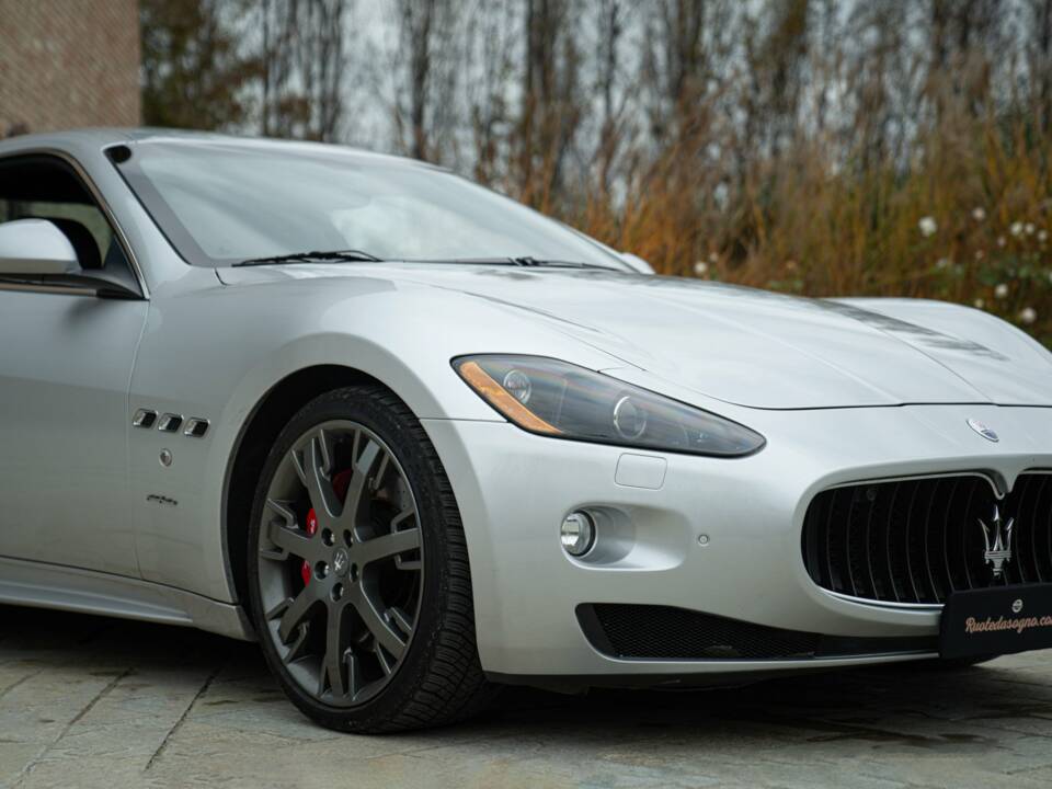 Afbeelding 22/50 van Maserati GranTurismo S (2009)