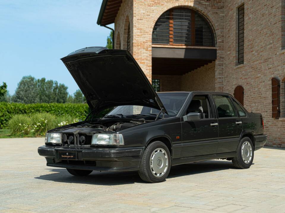 Obraz 42/48 pojazdu Volvo 850 2.0 20V (1992)