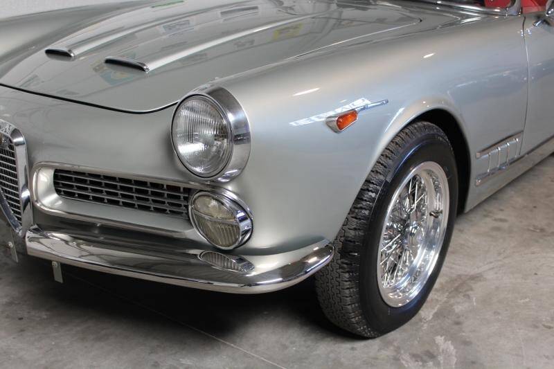 Immagine 6/16 di Alfa Romeo 2000 Spider (1960)