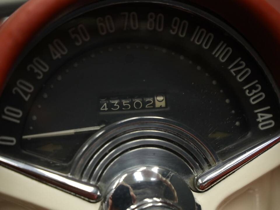 Image 21/50 of Chevrolet Corvette (1954)