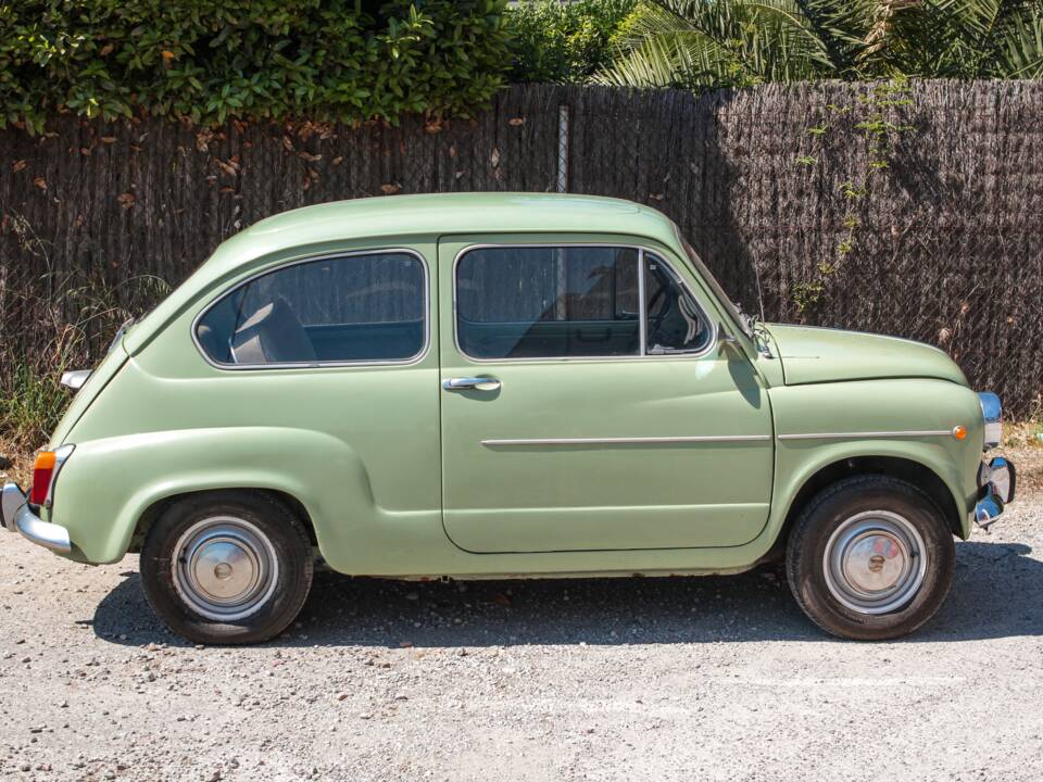 Image 9/22 of SEAT 600 E (1971)