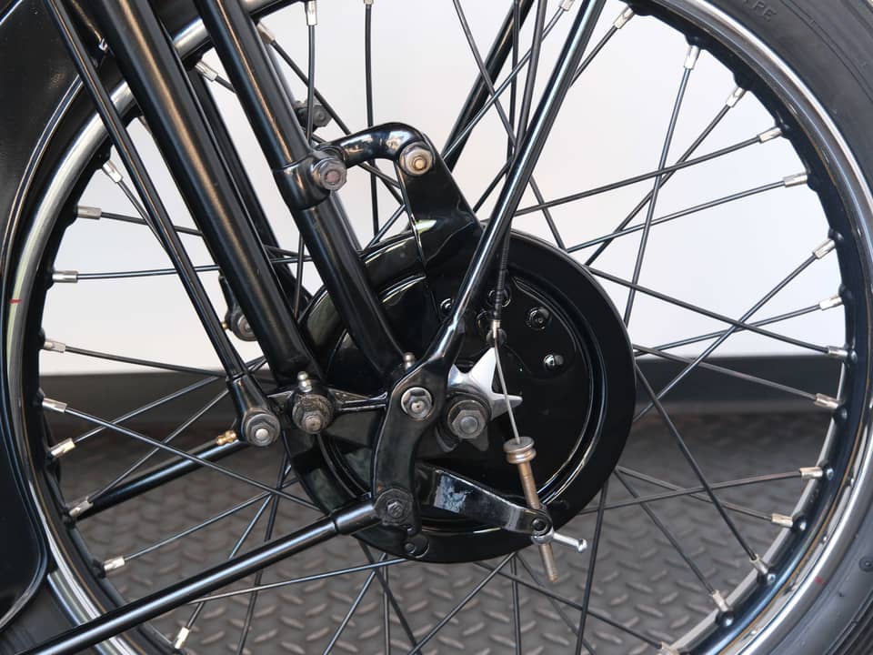 Image 11/99 of Brough-Superior SS 100 (1933)