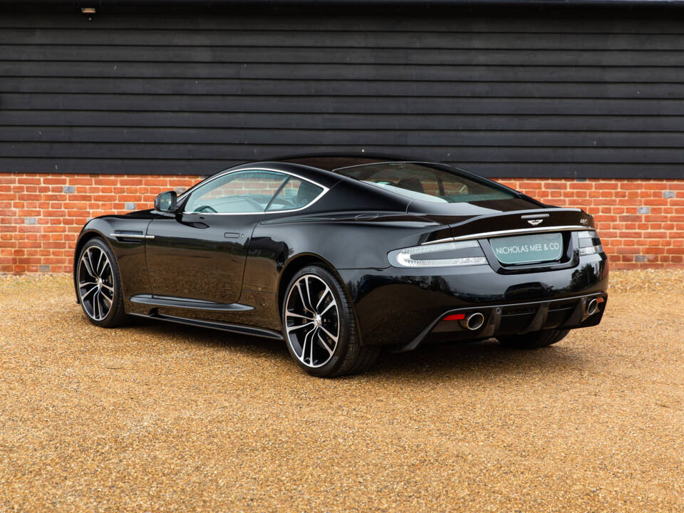 Immagine 3/98 di Aston Martin DBS (2010)