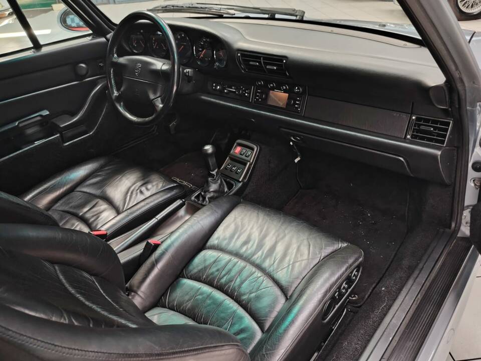 Bild 39/72 von Porsche 911 Carrera 4S (1995)