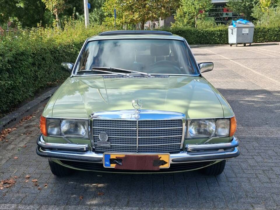 Bild 1/8 von Mercedes-Benz 280 S (1978)