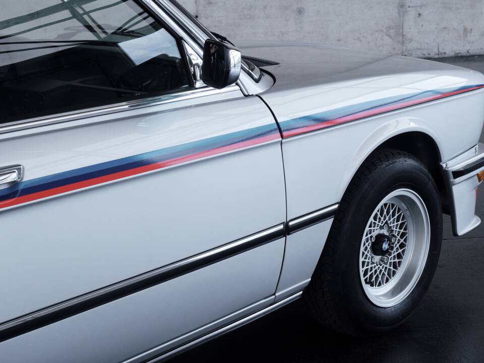 Bild 36/50 von BMW M 535i (1979)