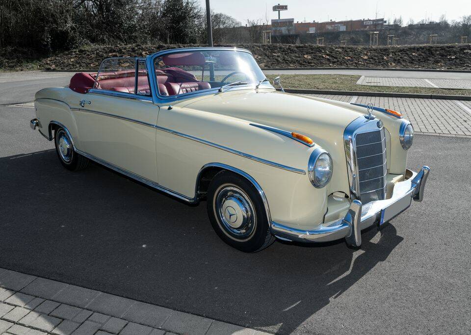 Mercedes-Benz 220 SE Cabrriolet "Ponton" (W 128) 1960