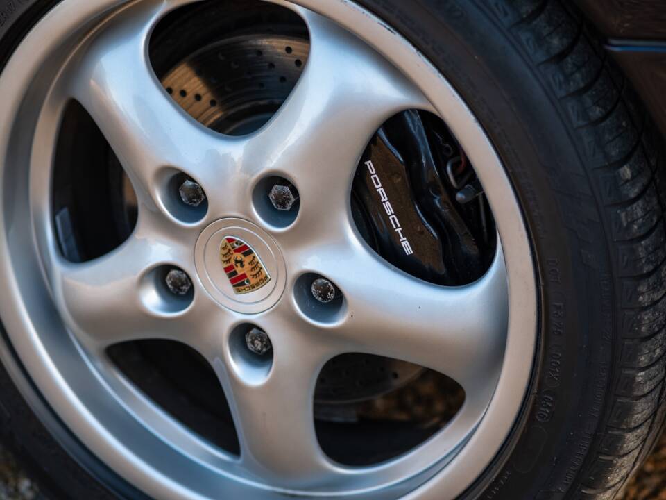 Image 56/93 de Porsche 911 Carrera (1994)