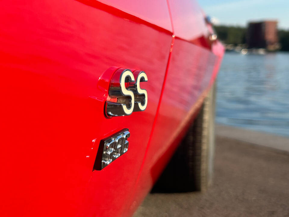Image 32/100 of Chevrolet Camaro (1970)