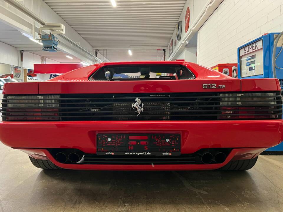 Image 16/20 de Ferrari 512 TR (1996)