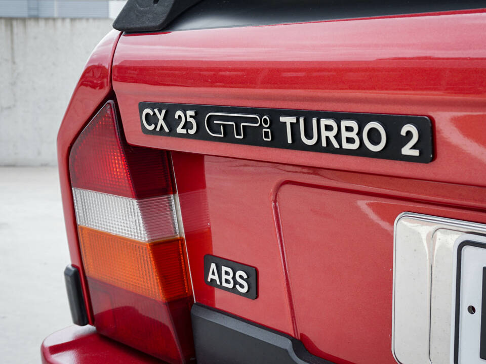 Image 7/44 de Citroën CX 25 GTI Turbo 2 (1986)