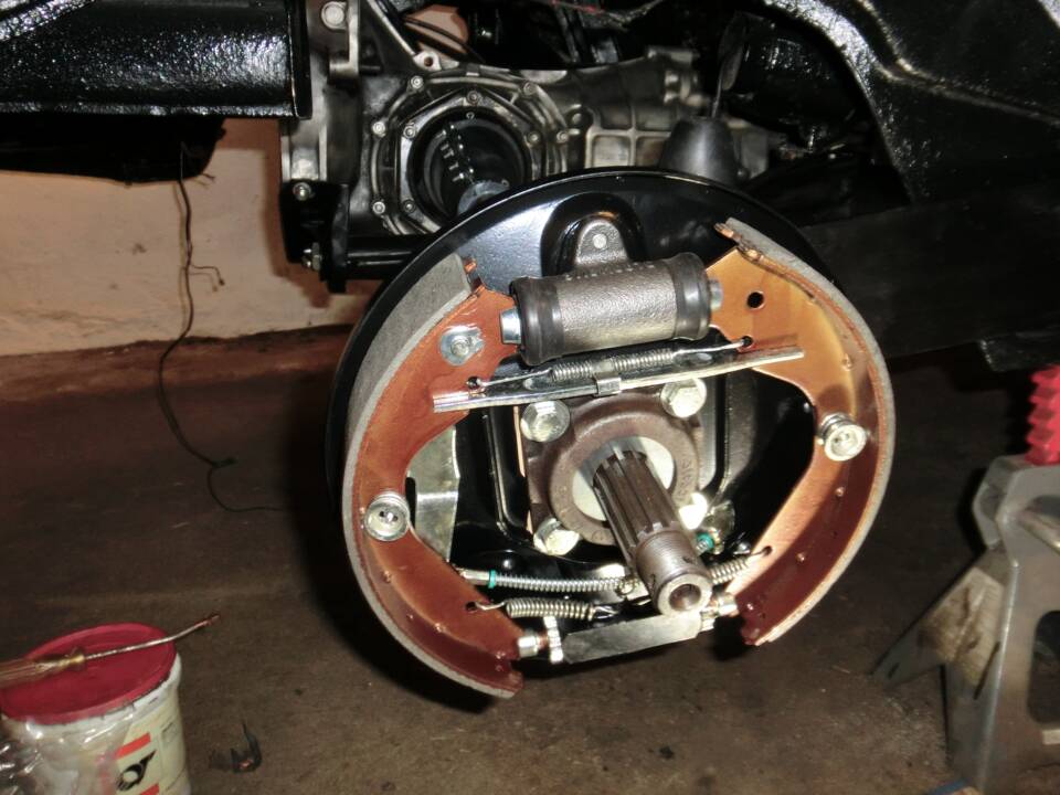 Image 53/73 of Volkswagen 1500 S (1964)