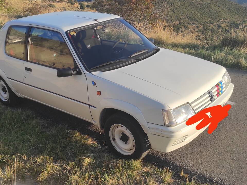 Bild 10/11 von Peugeot 205 rallye (1991)