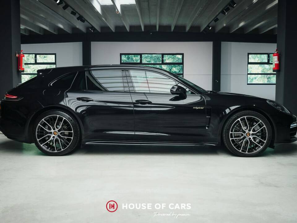 Image 5/25 of Porsche Panamera 4 E-Hybrid (2022)