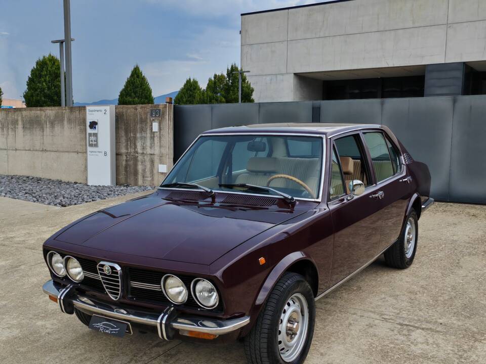 Image 1/48 of Alfa Romeo Alfetta 1.8 (1972)