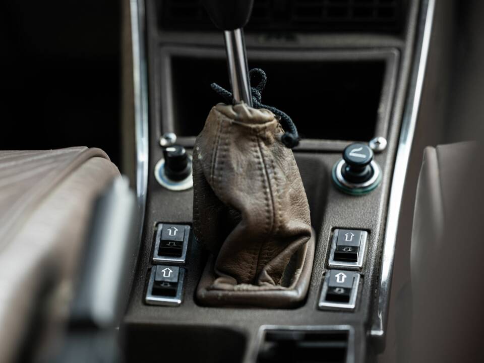 Image 15/25 de Citroën CX 25 Prestige (1983)