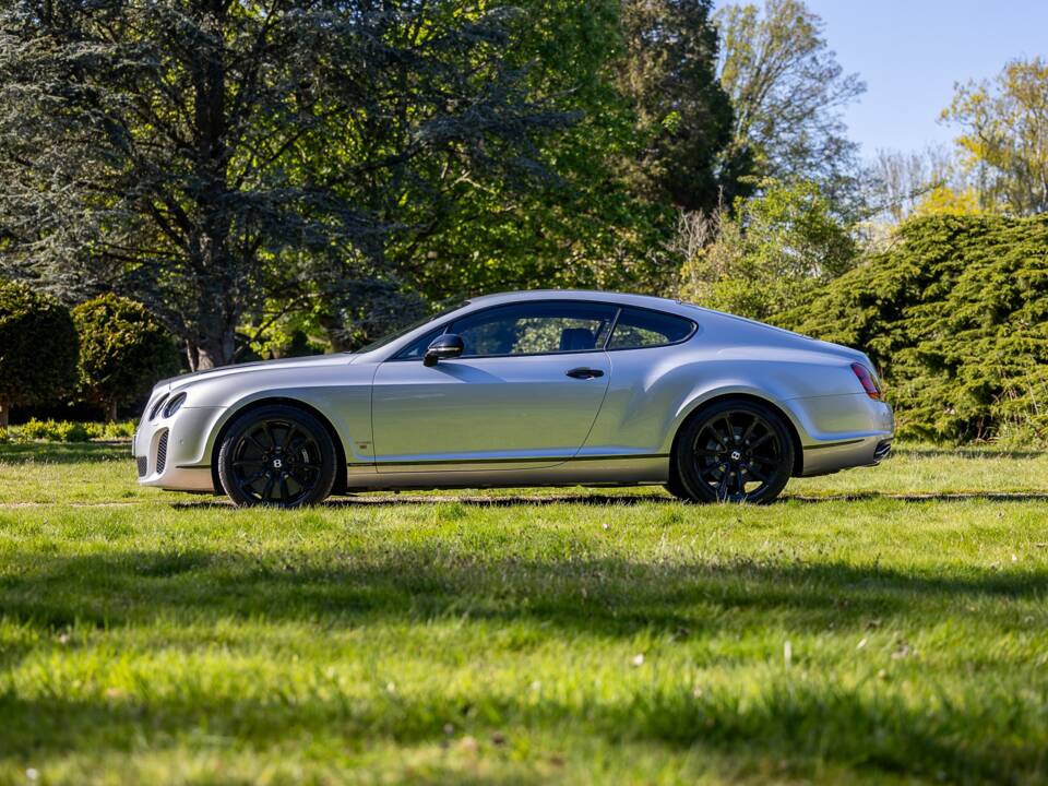 Image 24/46 of Bentley Continental Supersports (2010)