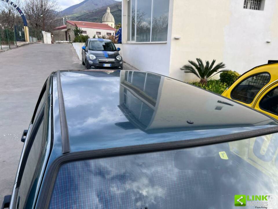 Bild 10/10 von FIAT Uno 1.0 Fire (1993)