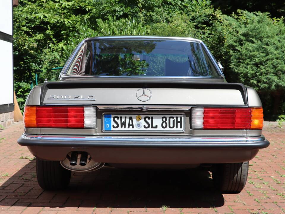 Image 30/59 of Mercedes-Benz 500 SLC (1980)