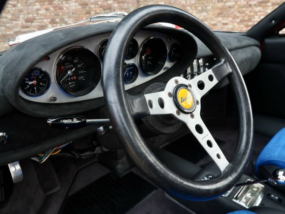 Immagine 33/50 di Ferrari Dino 246 GT (1971)