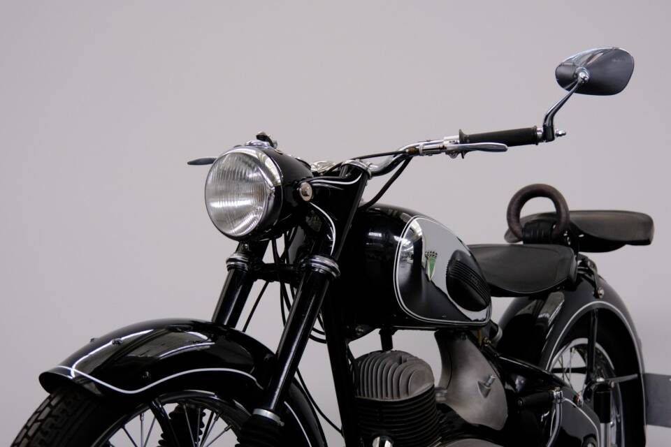 Image 31/86 de DKW RT 175 (1954)