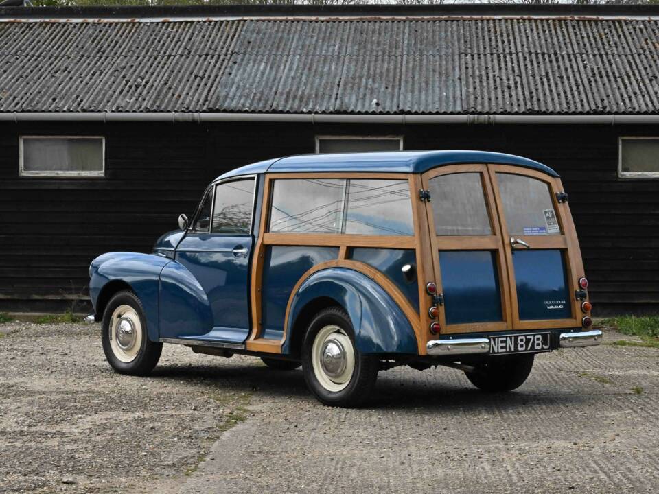 Image 21/50 of Morris Minor 1000 Traveller (1971)