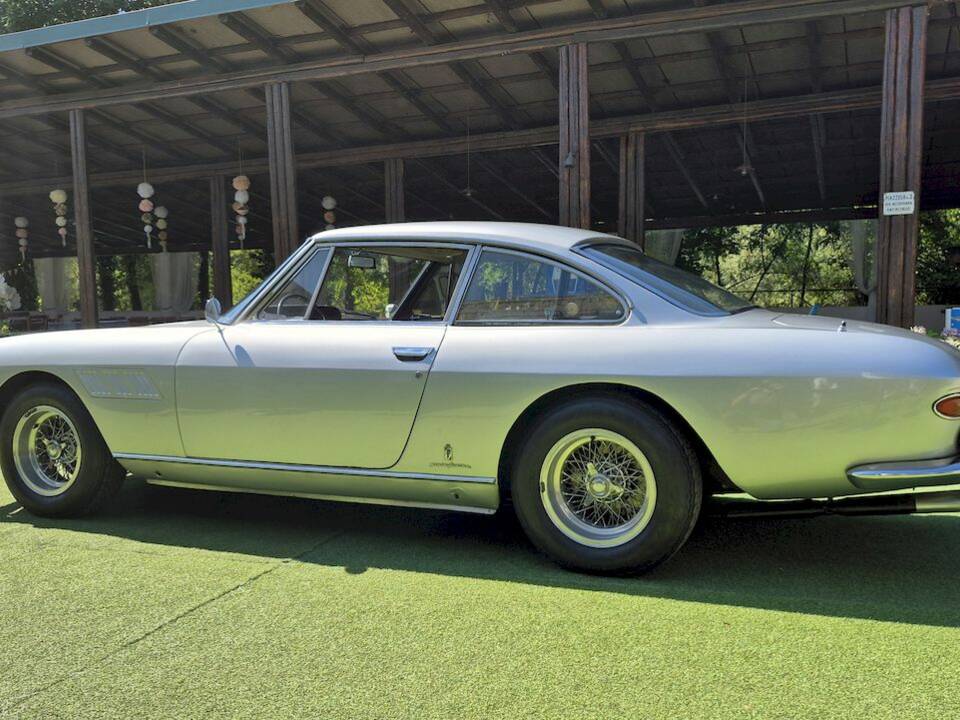 Imagen 18/66 de Ferrari 330 GT 2+2 (1964)