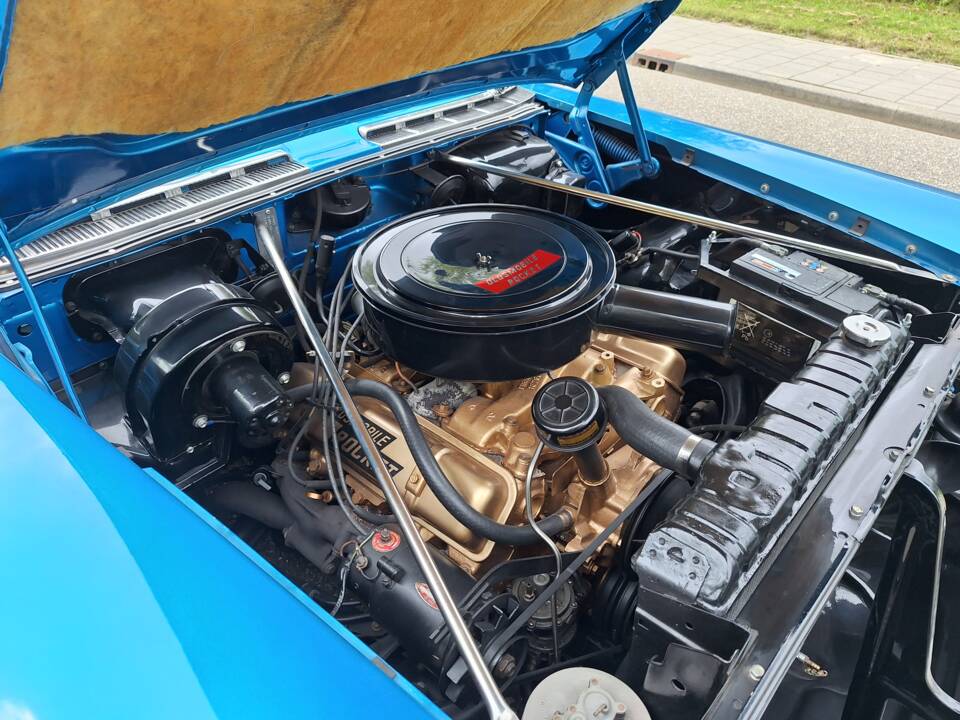 Image 30/34 of Oldsmobile Series 88 Holiday Hardtop (1958)