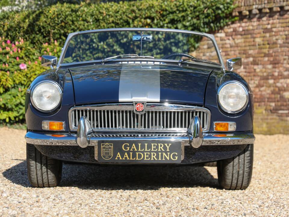 Image 27/50 de MG MGB (1966)