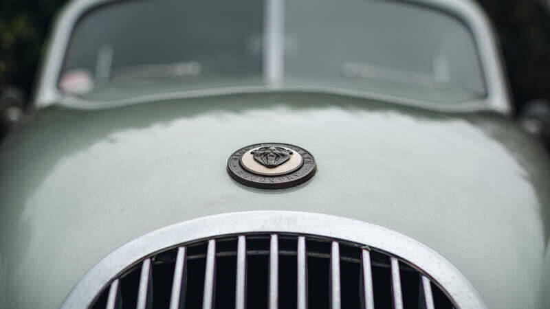 Immagine 23/43 di Jaguar XK 120 FHC (1952)