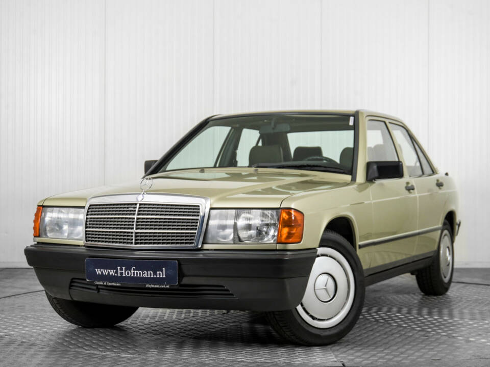 Image 3/50 de Mercedes-Benz 190 E (1986)