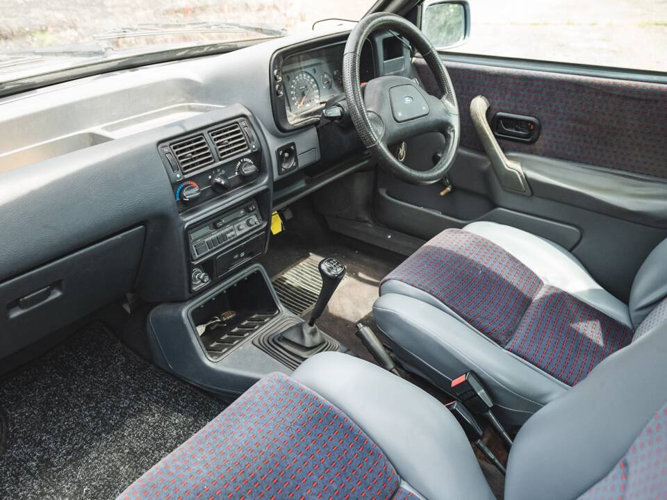 Imagen 7/16 de Ford Escort IV XR3i (1987)