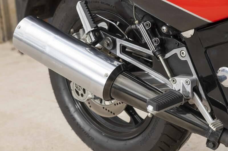 Bild 27/49 von Kawasaki GPz 1000RX (1987)